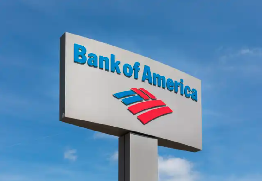 - Акциите на Bank of America пробиха значителни нива на съпротива и се очаква да увеличат дивидентите с 9-10%.
- Главният изпълнителен директор на Bank of America предостави информация за потребителските разходи, инфлацията, търговските клиенти, стратегическия растеж, управлението на богатството, международната експанзия и технологичните иновации.
- Актуализирам нашите цели за 